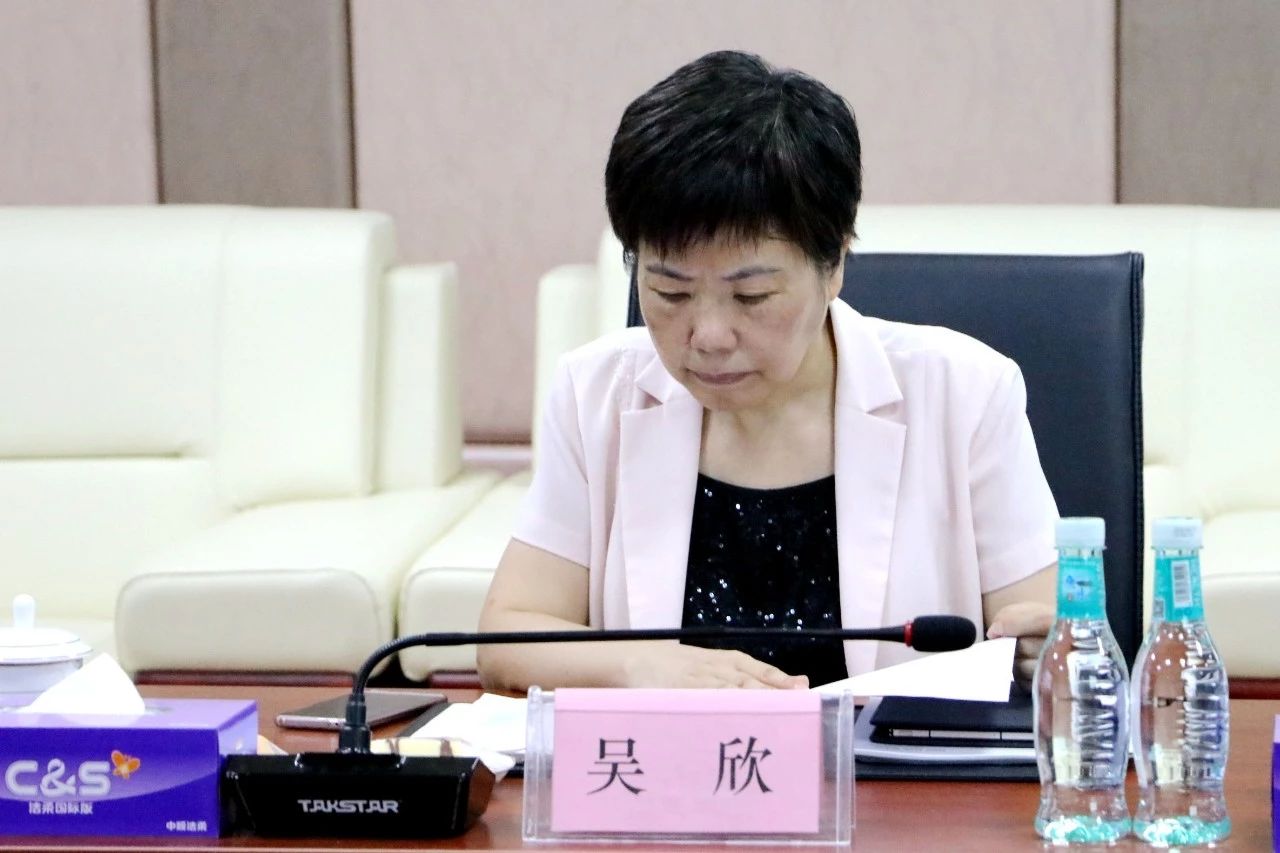 惠州市经信局党委书记及局长吴欣同志
